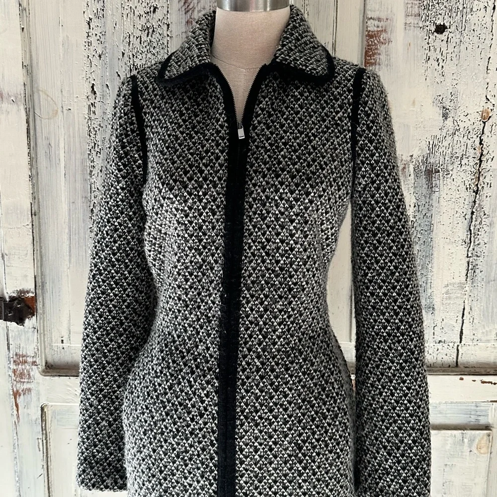 Talbots Wool Blend Black/Gray/White Long Zippered Coat Size Small - Picture 2 of 4